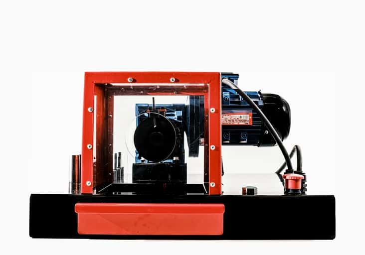 Окорочный станок RMT для шлангов высокого давления (РВД)