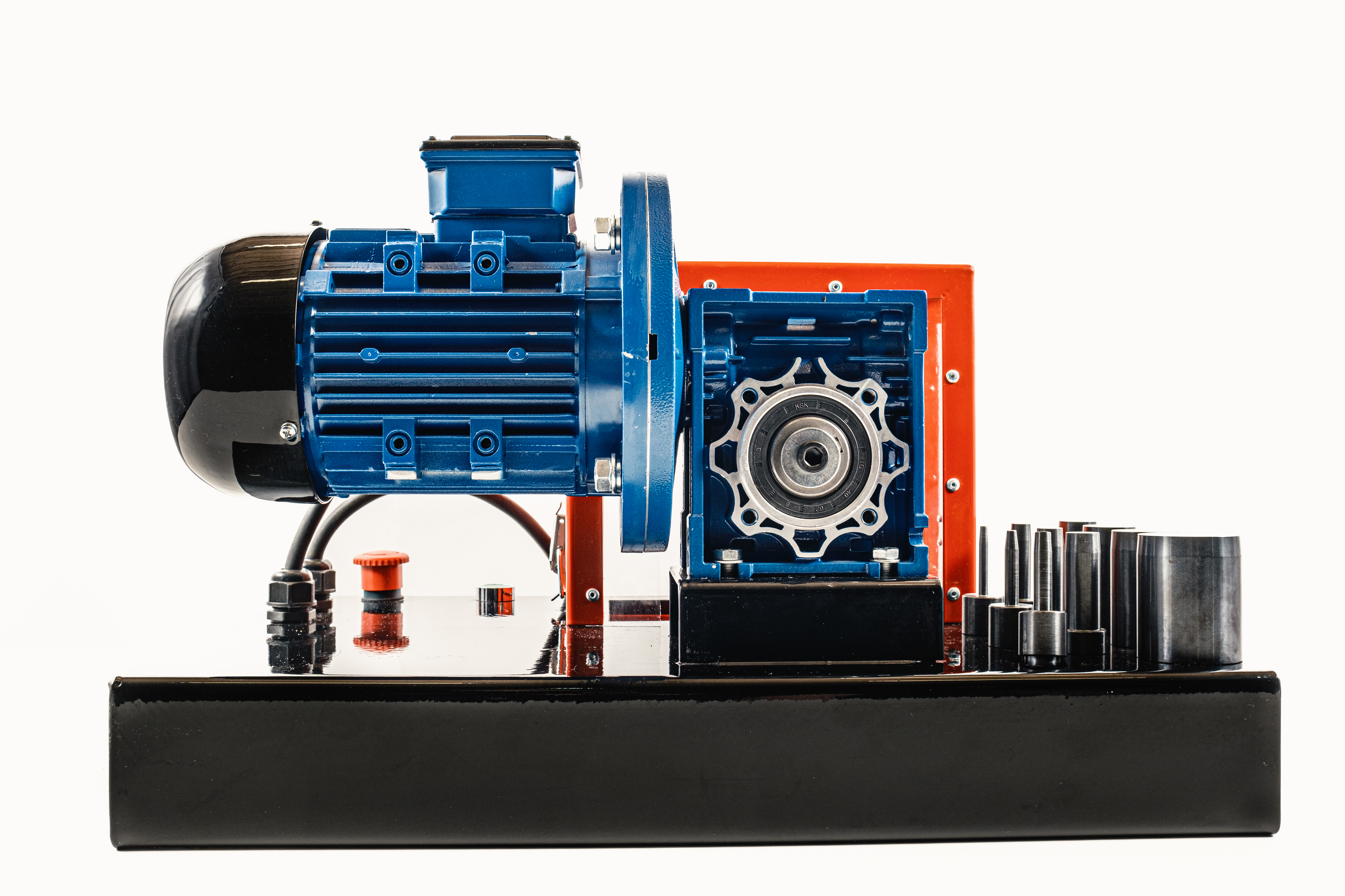 Станок РВД для окорки шлангов, вид сзади
